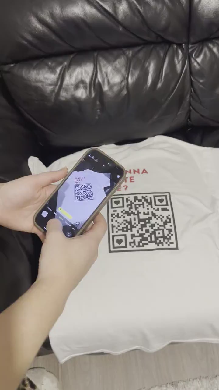 Wanna Date Me QR Tee - Viral Streetwear Unisex T-shirt